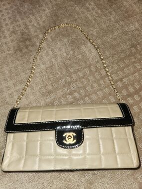 Vintage Chanel Chocolate Bar East/West Flap Quilted Shoulder Bag with Gold Chain